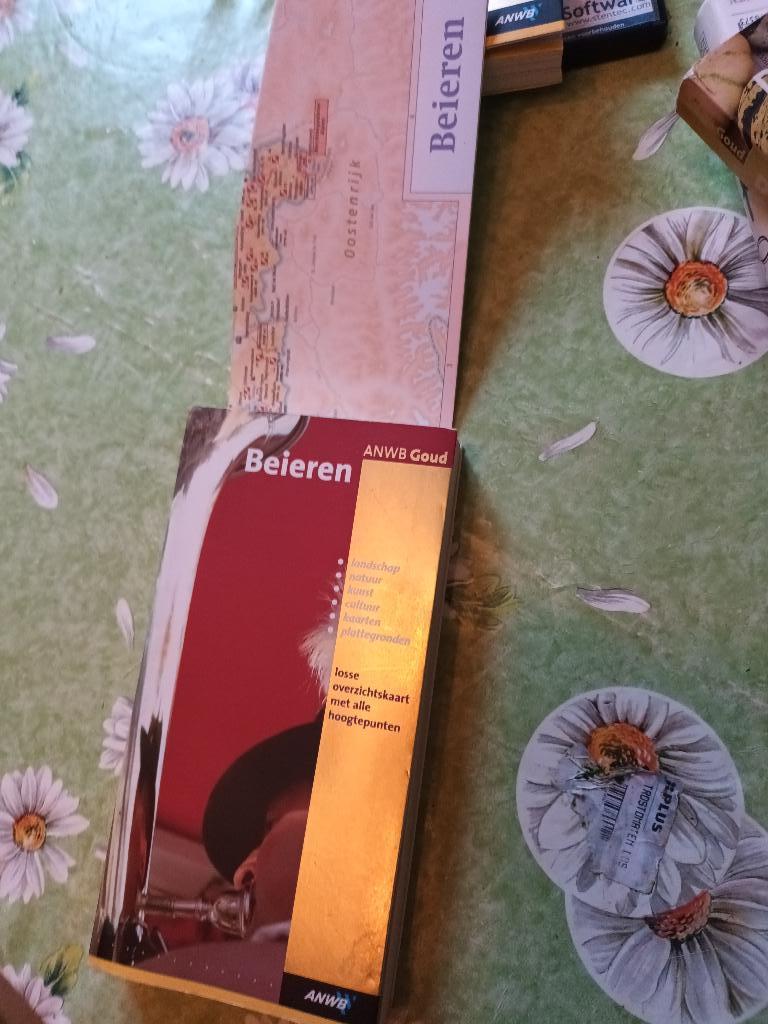 Beieren. ANWB Goud reisgids Duitsland Munchen Alpen Bergen, Europa, Ophalen of Verzenden, Zo goed als nieuw, Reisgids of -boek