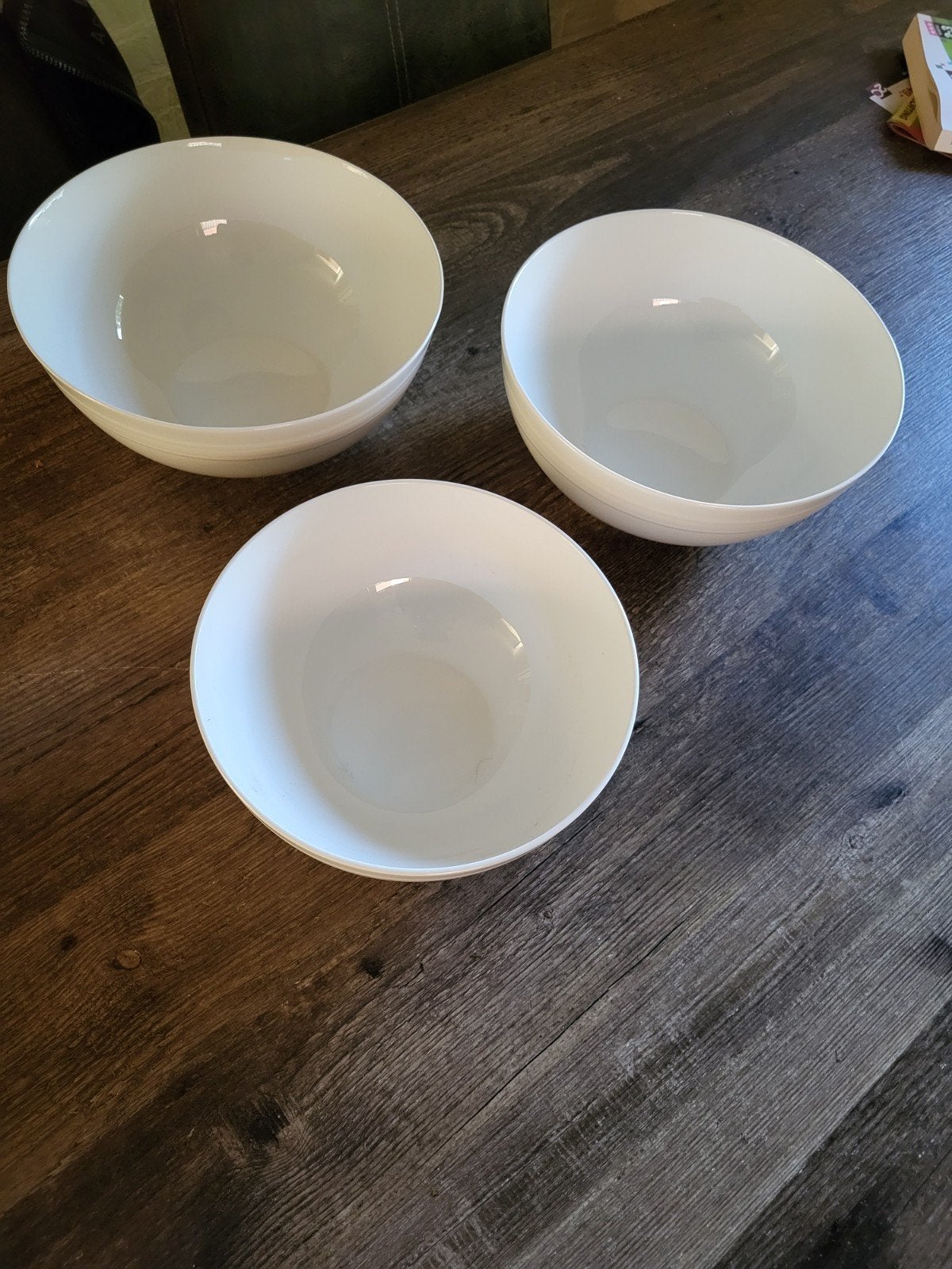 Set van 3 Witte Schalen - 2x 24 cm, 1x 20 cm, Huis en Inrichting, Porselein of Keramiek, Schaal, Rond, Ophalen of Verzenden