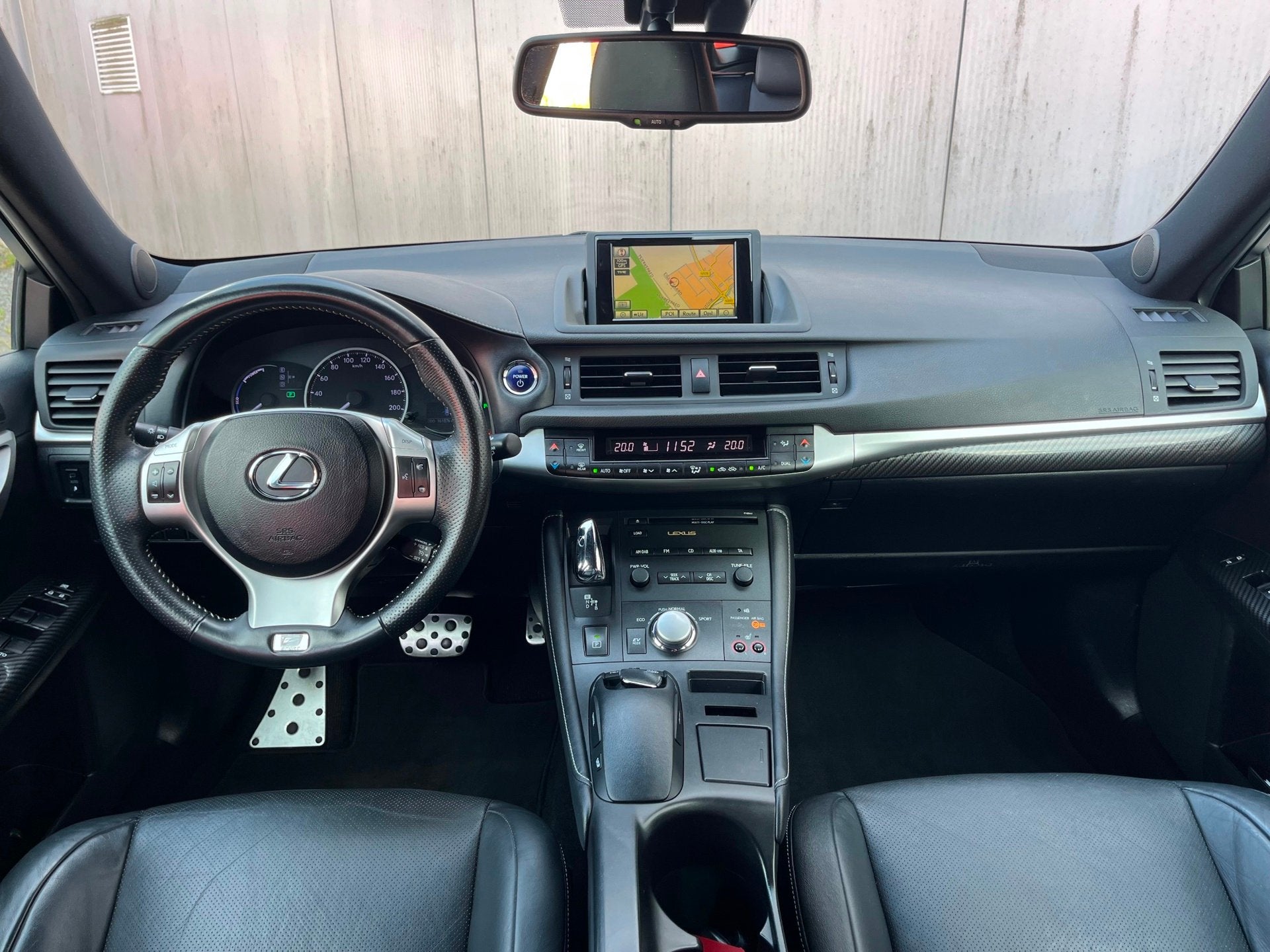 Lexus CT 200h F-Sport Line Automaat / Elektr. memo stoel / L, Auto's, Lexus, Gebruikt, Zwart, 4 cilinders, Automatische klimaatregeling
