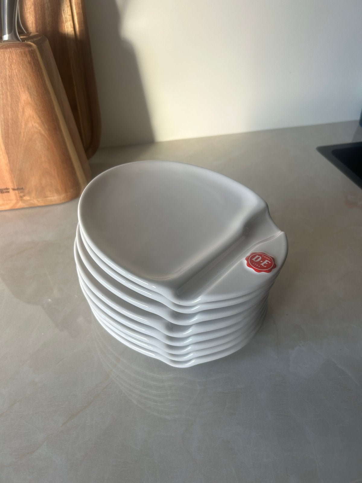 D-E 8 originele koffie schoteltjes, Ophalen, Gebruikt, Overige merken, Keramiek