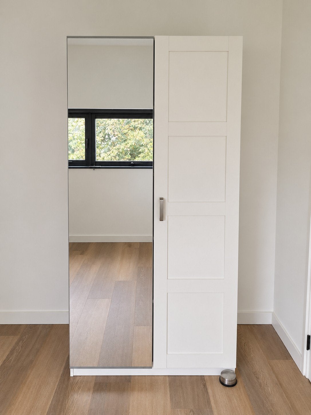 Witte ikea  kledingkast met spiegeldeur en planken, Ophalen, 50 tot 100 cm, Modern, 150 tot 200 cm