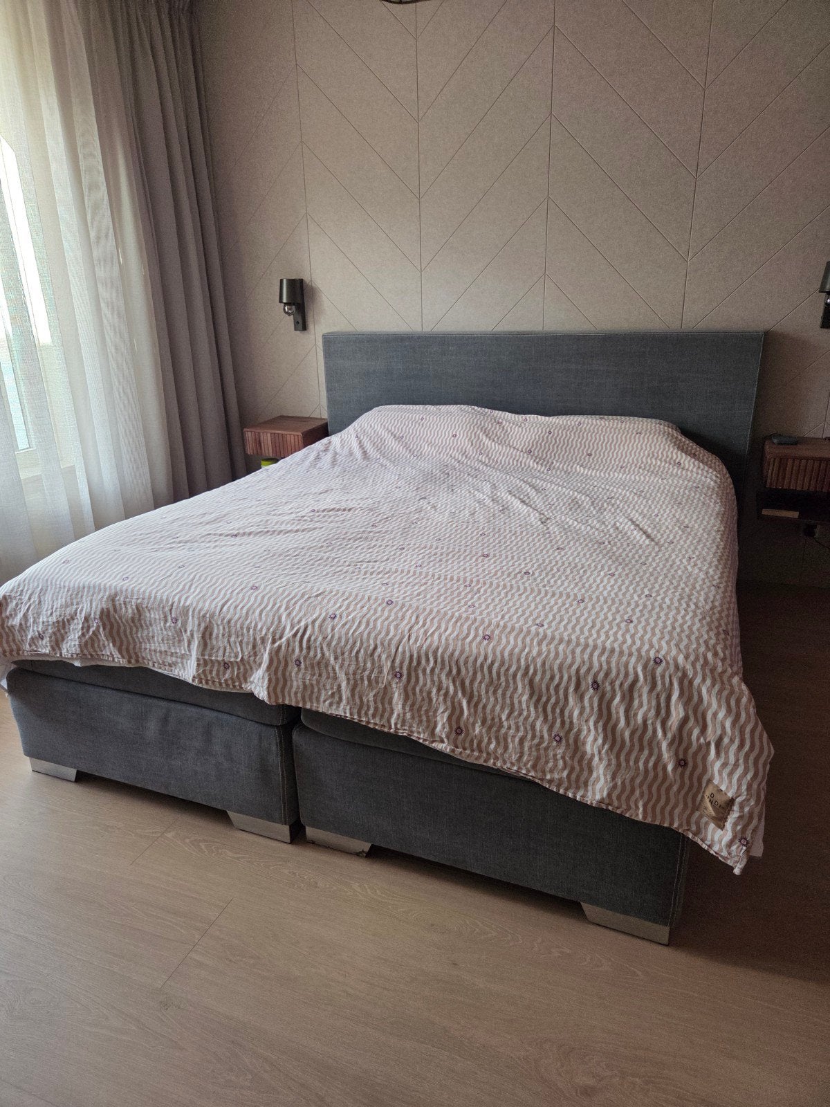 Swiss Sense boxspring 200x210 excl topper, Ophalen, Gebruikt, 210 cm, Tweepersoons