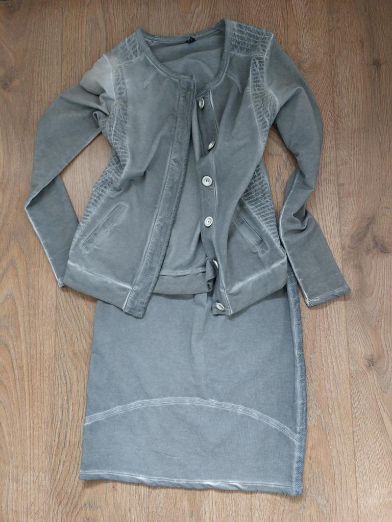 Zozo 2-delig set - Jasje en Rok - Maat XS, Kleding | Dames, Ophalen of Verzenden, Zozo, Maat 34 (XS) of kleiner, Grijs