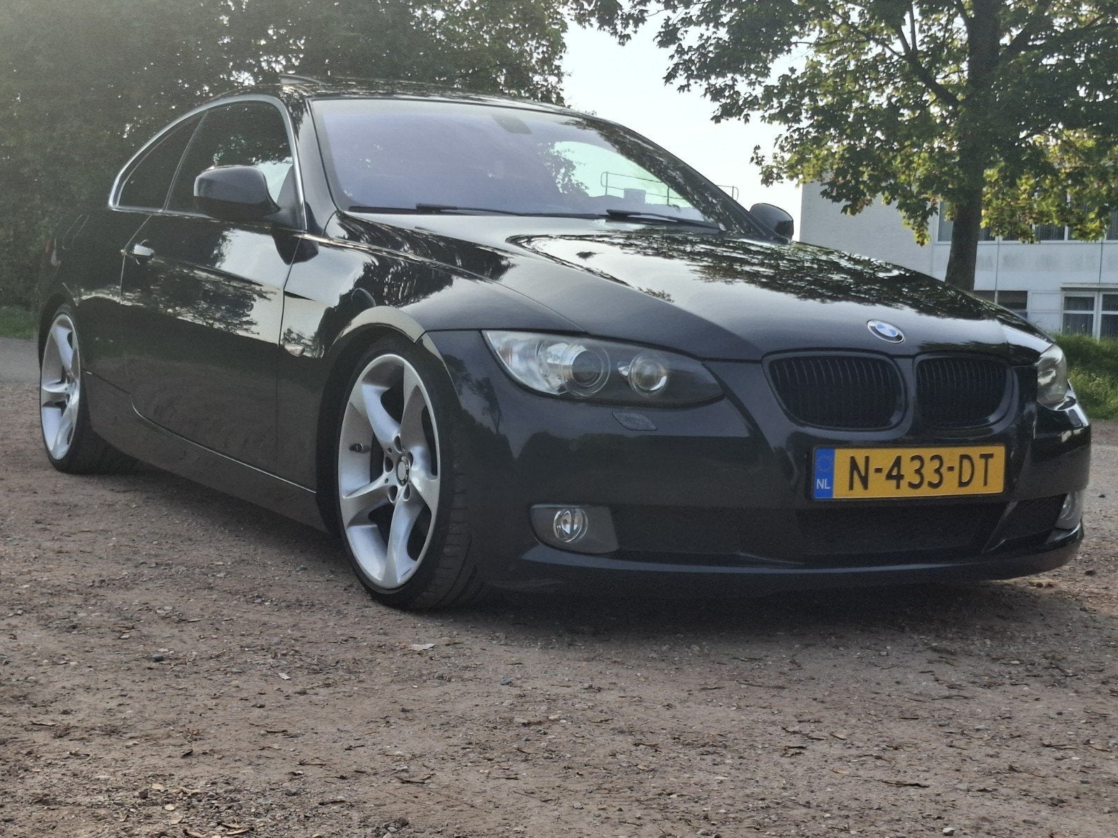 BMW 325i 2010, Auto's, Automaat, 745 kg, Achterwielaandrijving, Zwart