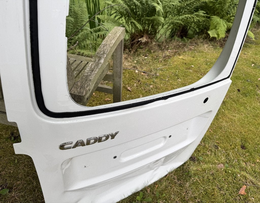 Linker achterdeur Caddy III 2003-2020 met deuk. Kleur LB9A., Ophalen, Gebruikt, Volkswagen, Deur