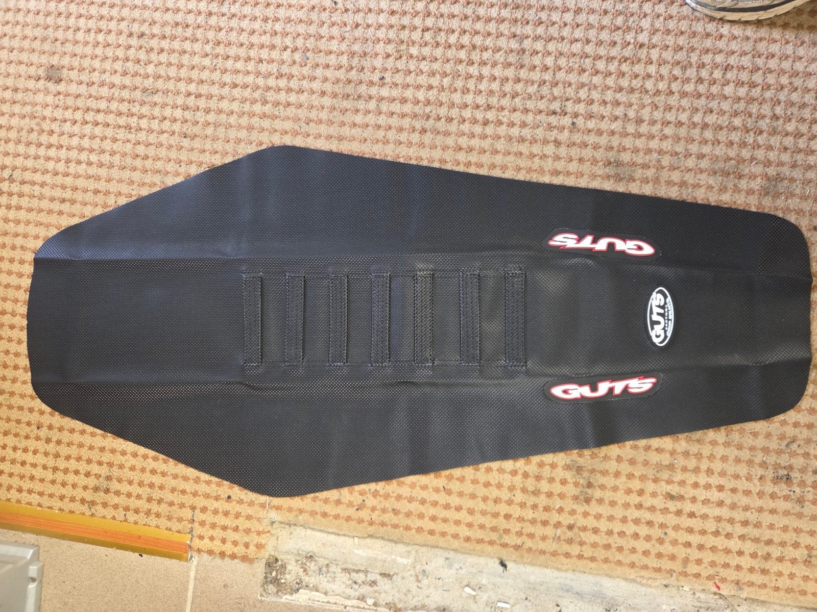 guts ribbed seat cover 87cm, Ophalen of Verzenden, Nieuw