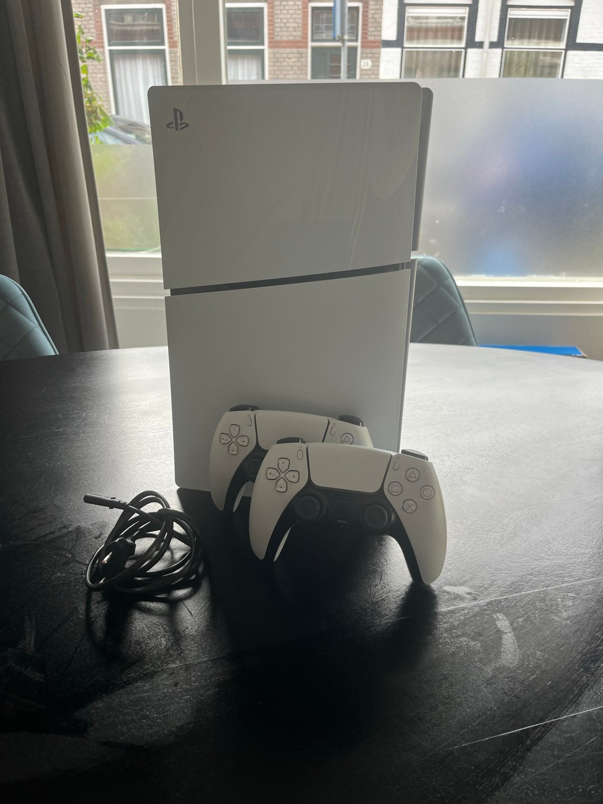 Playstation 5 Disc Editie met 2 controllers, Spelcomputers en Games, Ophalen, Gebruikt, Playstation 5