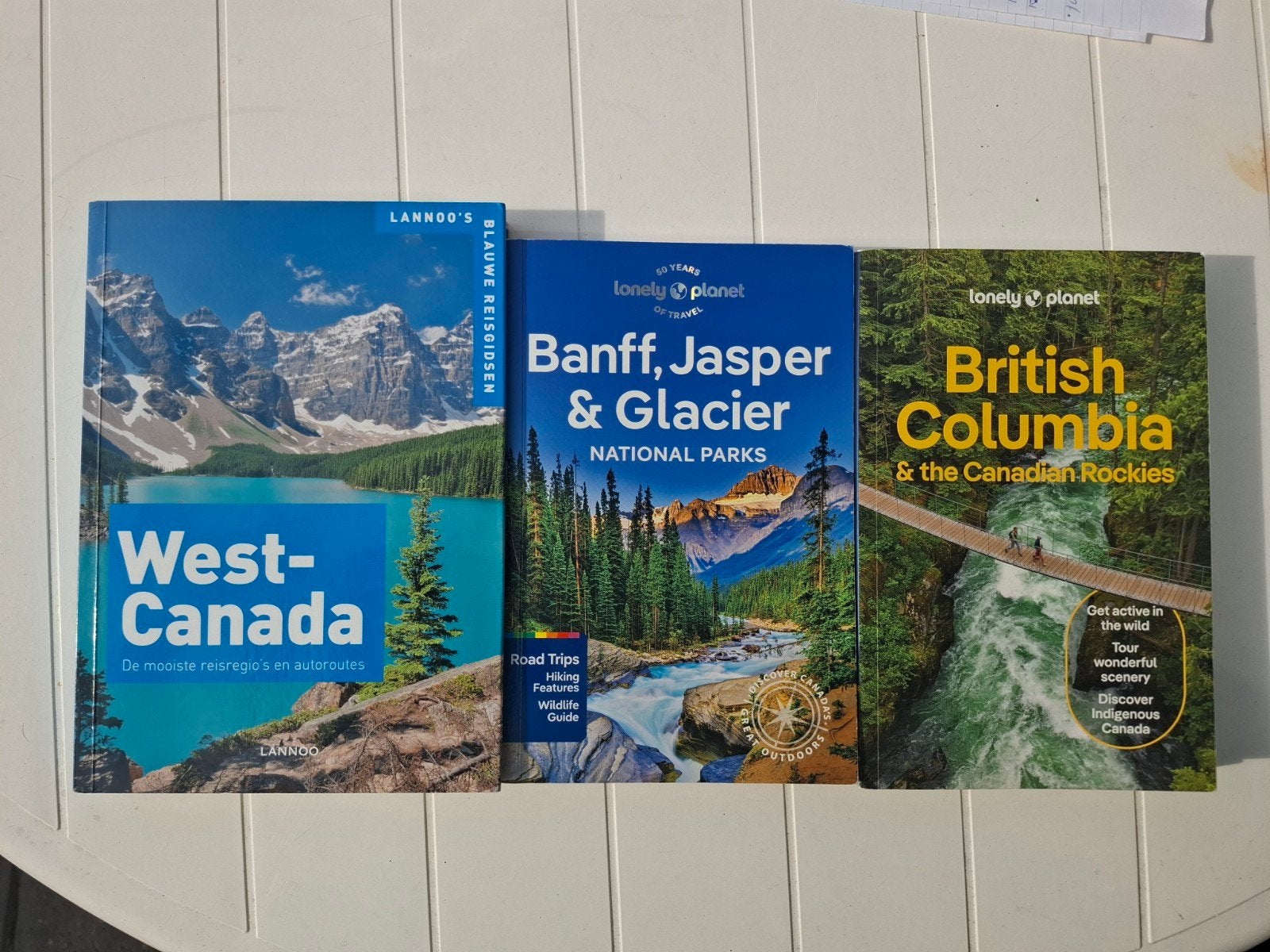 Reisgidsen Canada: Lonely Planet & Lannoo (3 stuks), Boeken, Reisgidsen, Ophalen, Lonely Planet, Diverse auteurs, Zo goed als nieuw