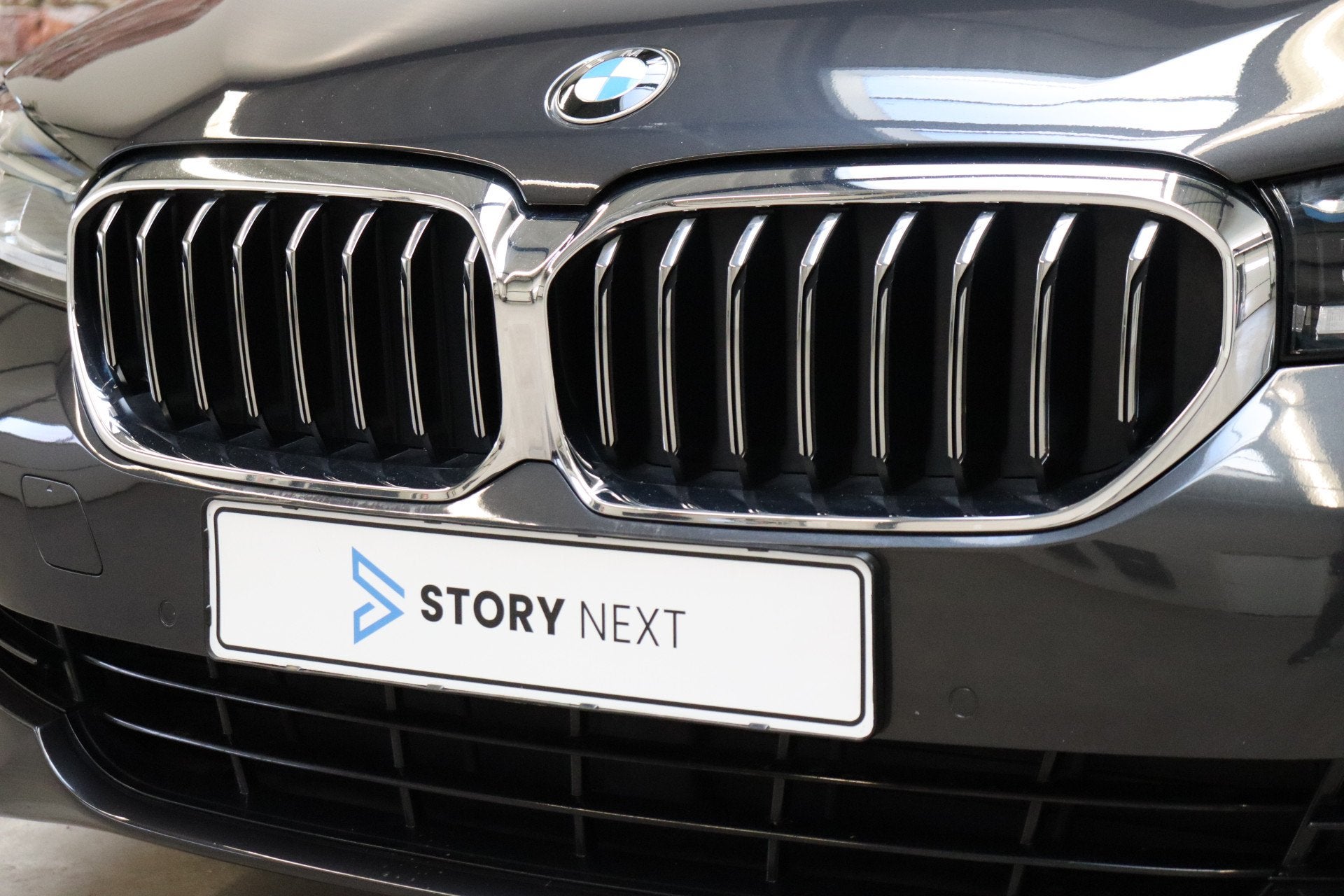 Foto 11 van BMW 5 Serie Touring 520i High Executive Luxury Line Automaat