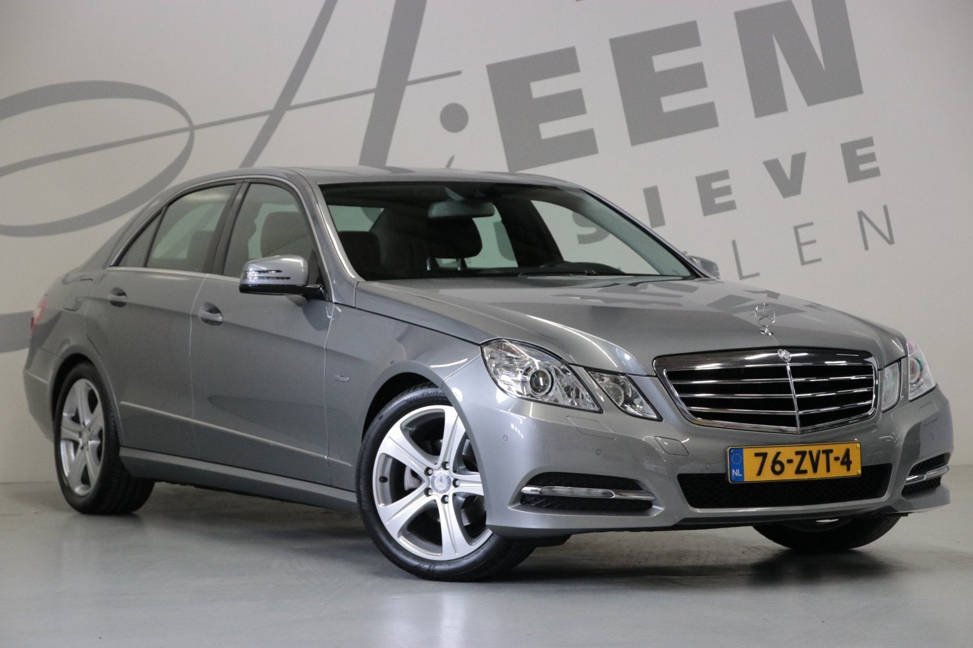 Mercedes-Benz E-klasse 200 CGI, Automaat, Euro 5, Gebruikt, Zwart