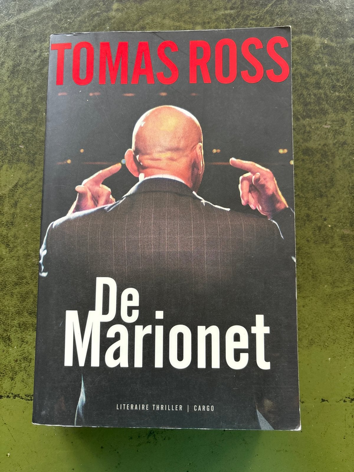 Tomas Ross - De marionet, Ophalen, Zo goed als nieuw, Nederland, Tomas Ross