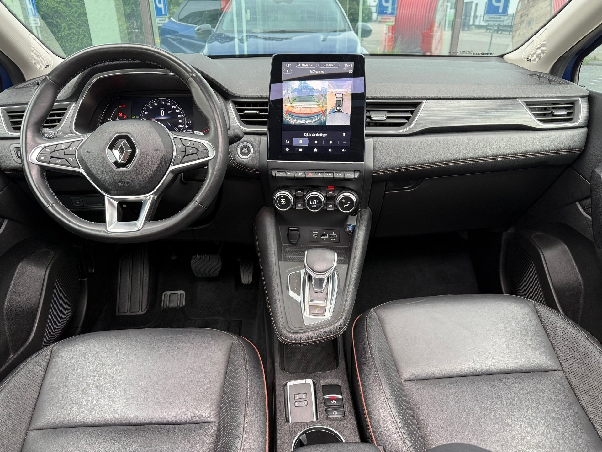 Renault CAPTUR 1.3 TCe 140 Initiale Paris - Automaat - Pano/, Gebruikt, 4 cilinders, Blauw, Leder
