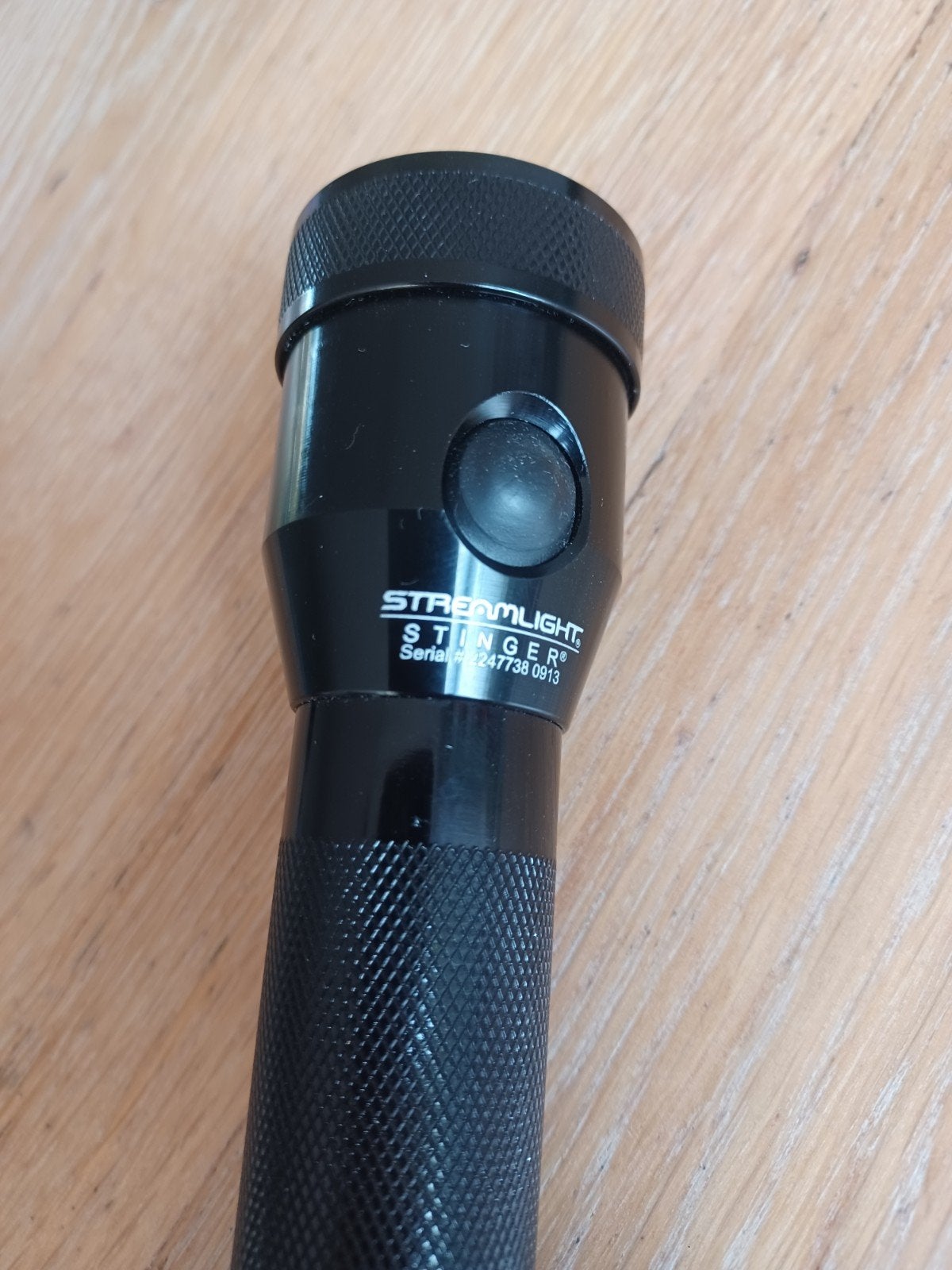 Stinger streamlight, Ophalen, Batterij