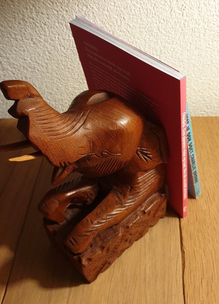 Olifant houtsnijwerk boekensteun vintage & meer houtsnijwerk, Houtsnijwerk, Ophalen of Verzenden, Hout, Bruin