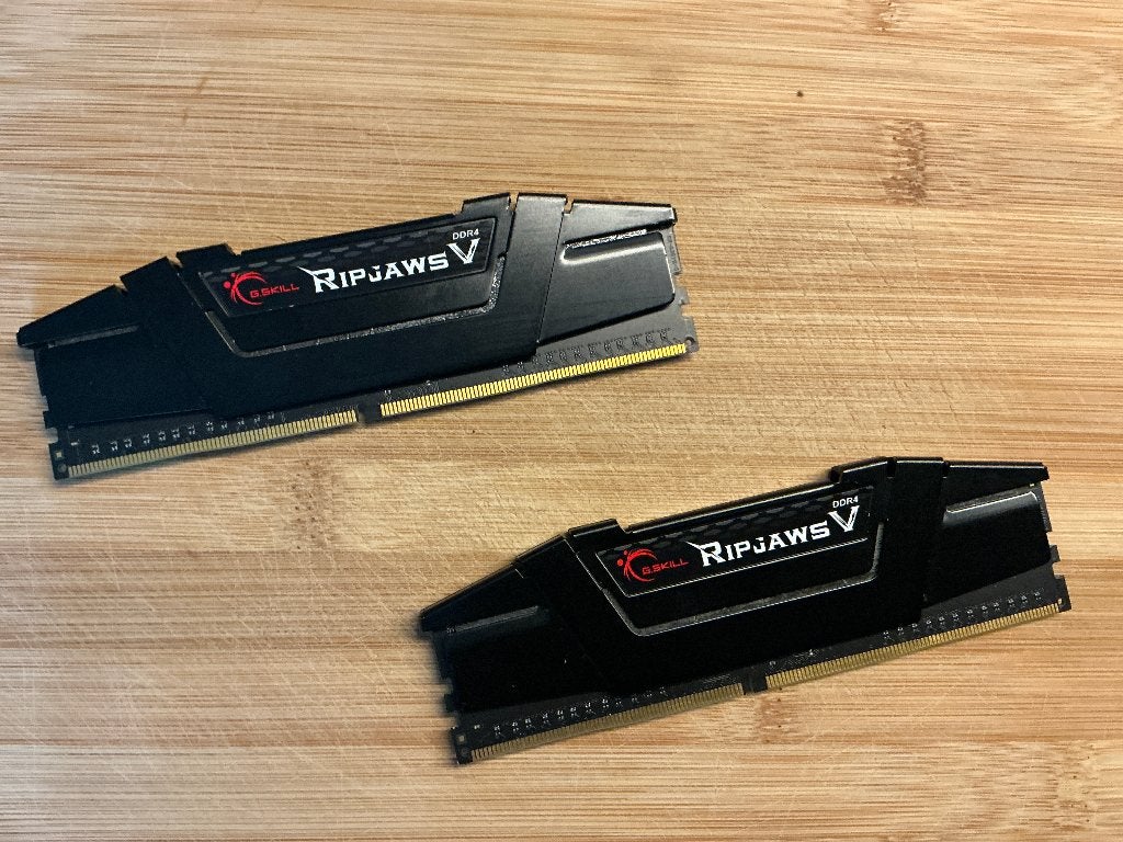 RipJaws DDR4 16GB totaal, Computers en Software, RAM geheugen, Ophalen, DDR4, Zo goed als nieuw, Desktop