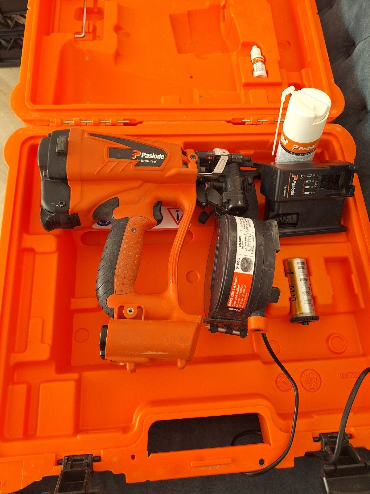 Paslode IM45 GN Lithium tacker in koffer, Ophalen of Verzenden, Gebruikt, Tacker/nietmachine, Overige merken