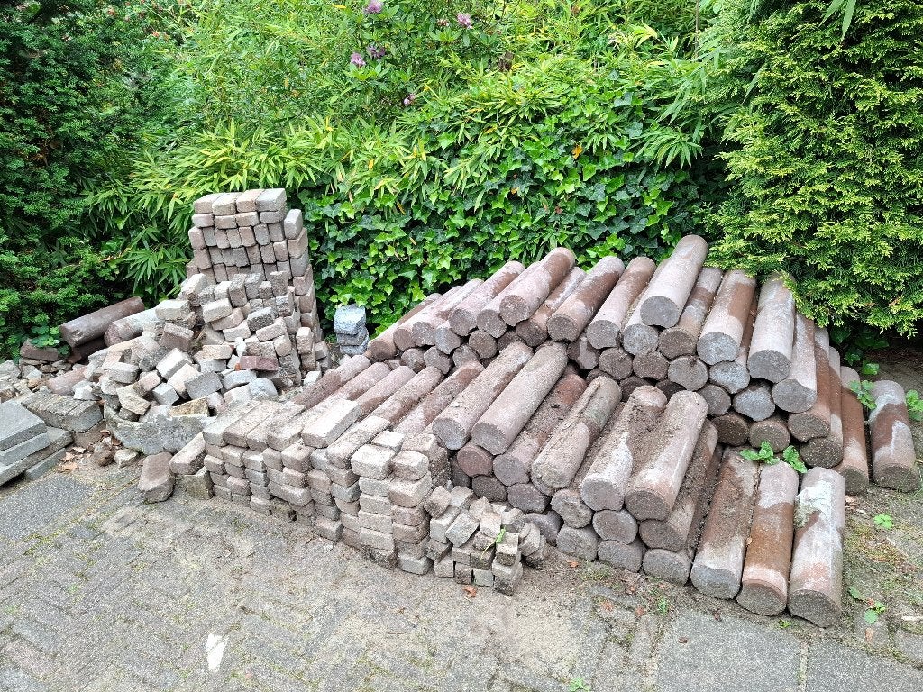 Pallisade en klinkers, Tuin en Terras, Tegels en Klinkers, Ophalen, Gebruikt, Beton, Klinkers
