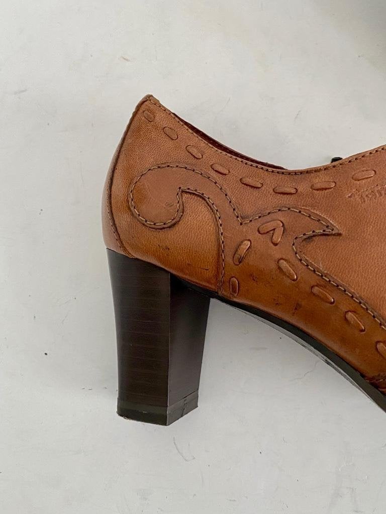 i619 Tamaris mt 37 Lage leren cowboy laarsjes schoenen leer, Tamaris, Bruin, Ophalen of Verzenden, Zo goed als nieuw