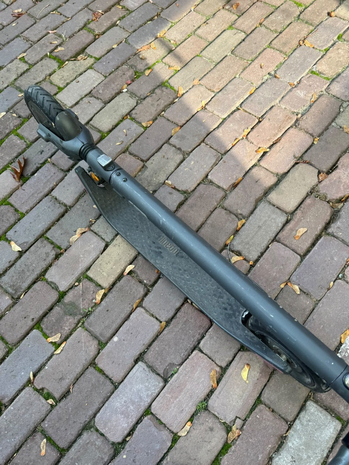 Ninebot elektrische step met oplader, Ophalen, Gebruikt, Elektrische step (E-scooter), Ninebot
