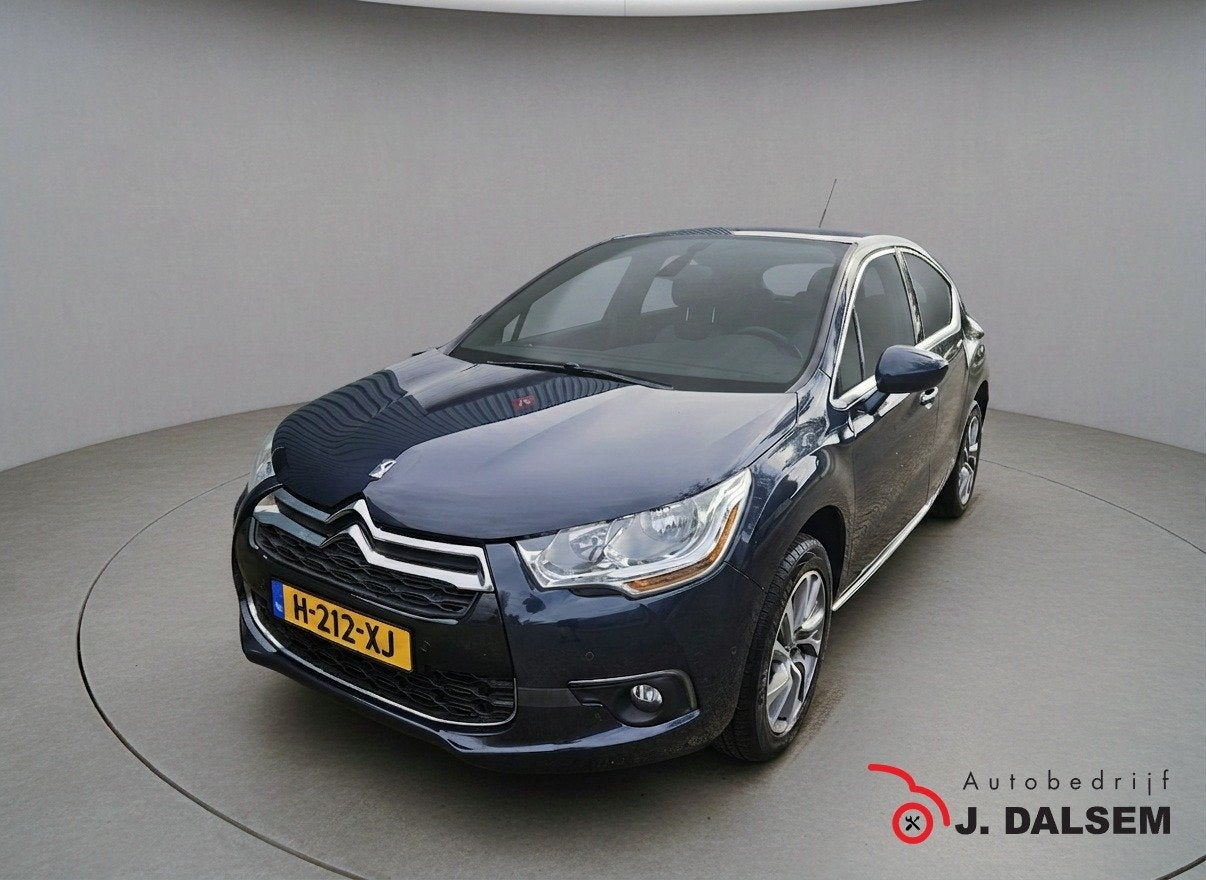 Citroën DS4 1.2 PureTech So Chic (bj 2015), Auto's, Citroën, Gebruikt, Euro 6, 1199 cc, Blauw