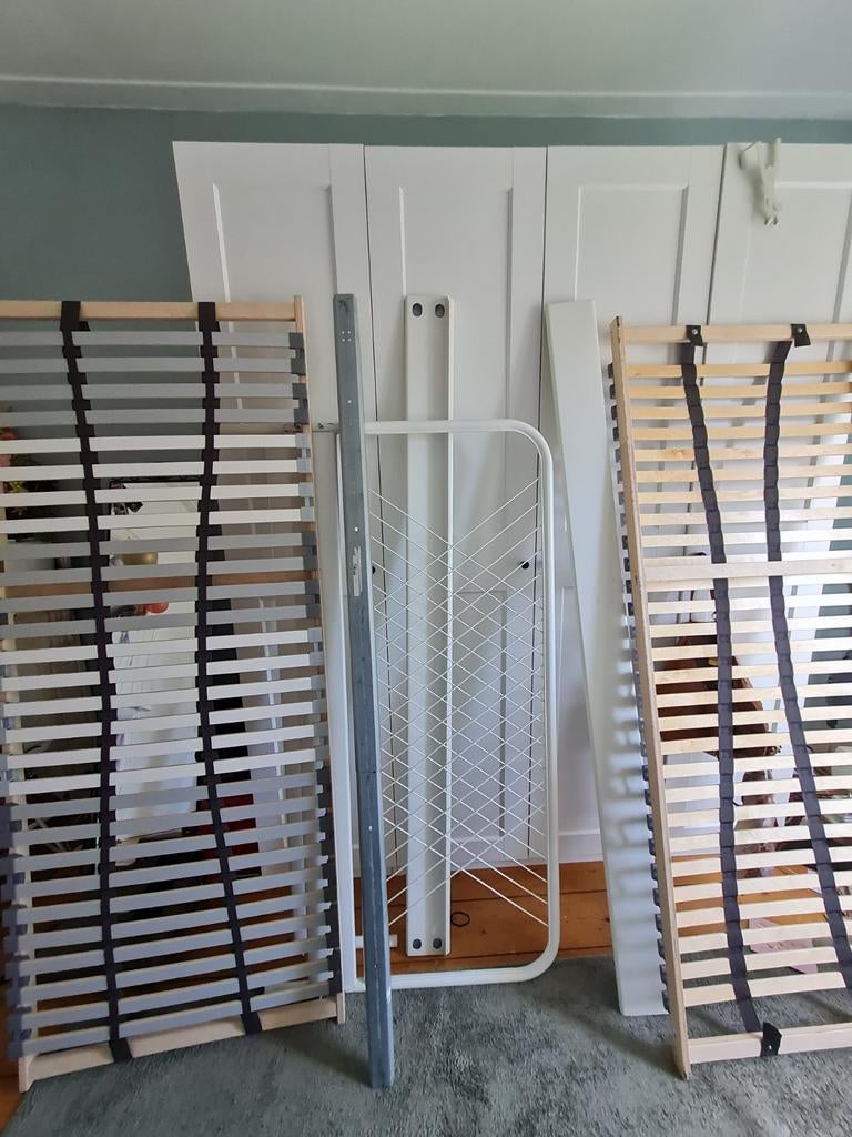 IKEA Nesttun bed 160x200 met lattenbodems en Morgedal matras, Ophalen, Tweepersoons, Hout, 160 cm