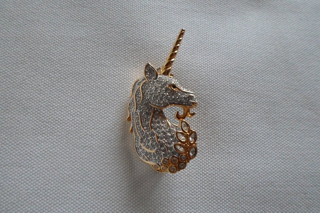 Swarovski Broche Eenhoorn, Overige materialen, 4 tot 7 cm, Ophalen of Verzenden, Zo goed als nieuw