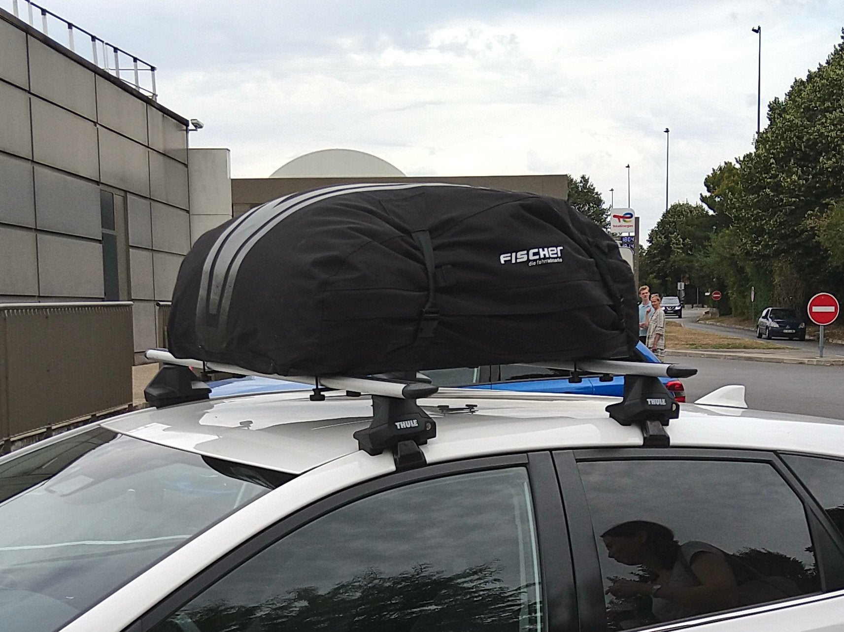 Fisher opvouwbare dakkoffer 270 liter, Ophalen, Gebruikt