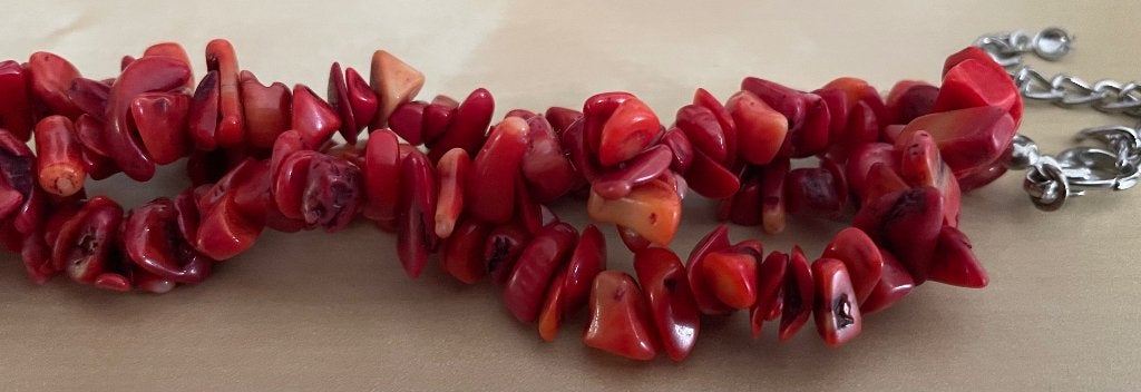 Bloedkoraal 3 gedraaide strengen voor sierraden / ketting, Verzenden, Rood, Steen of Mineraal