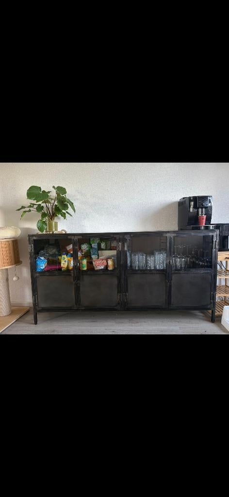 Stalen kast, Huis en Inrichting, Kasten | Vitrinekasten, Ophalen, 150 tot 200 cm, Zo goed als nieuw, Glas