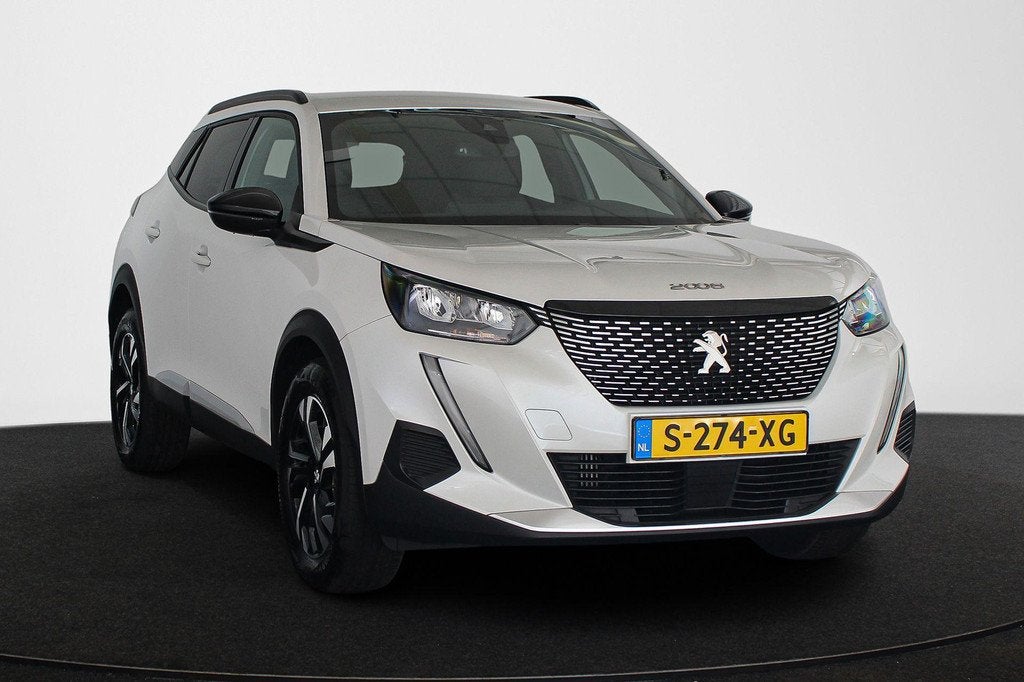 Peugeot 2008 1.2 PureTech Allure Achteruitrijcamera Keyless, Parkeersensor, Gebruikt, Euro 6, 1199 cc