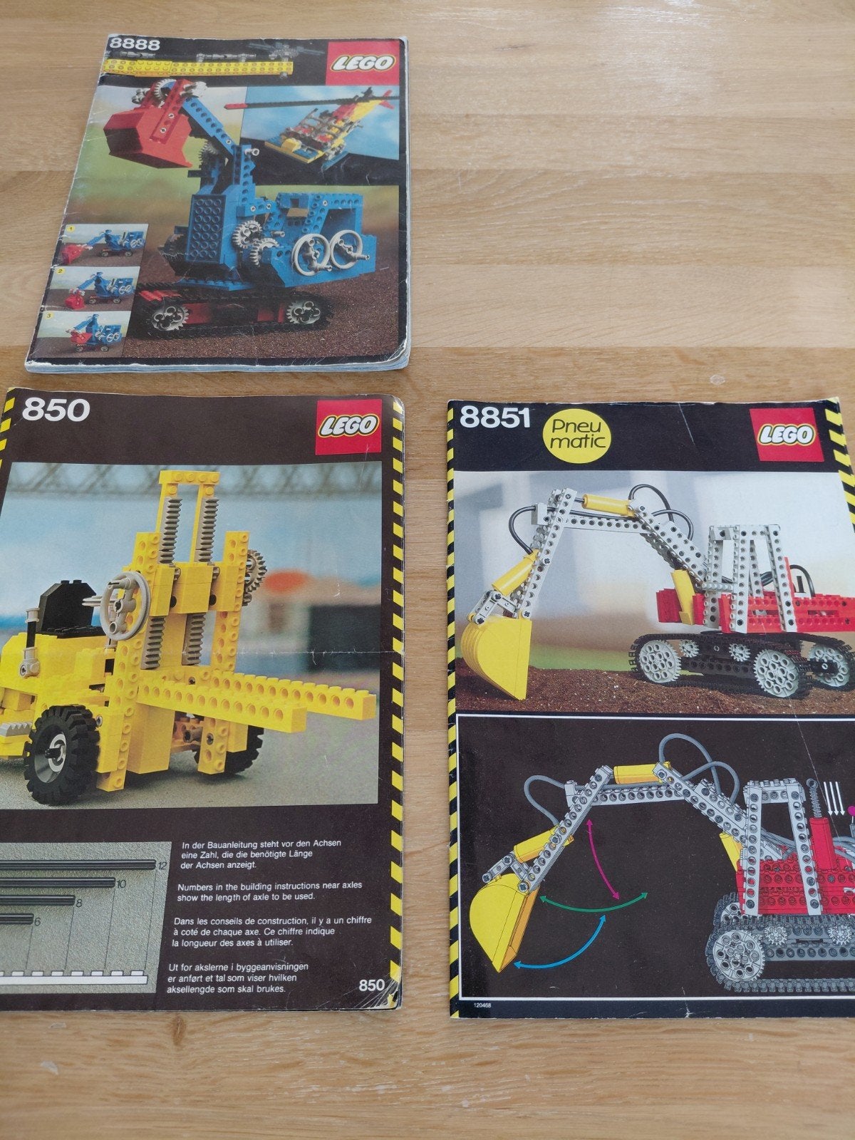 Lego Technic Instructieboekjes - 8888, 850, 8851, 8889, Gebruikt, Lego, Accessoire, Ophalen of Verzenden