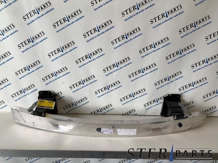Bumperframe voor van een Mercedes B-Klasse, Gebruikt, -, Ophalen of Verzenden, -