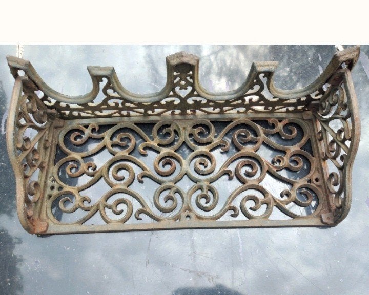 Antieke gietijzeren bloembak / plantenbak, Minder dan 30 cm, Minder dan 60 cm, Ophalen of Verzenden, Balkon