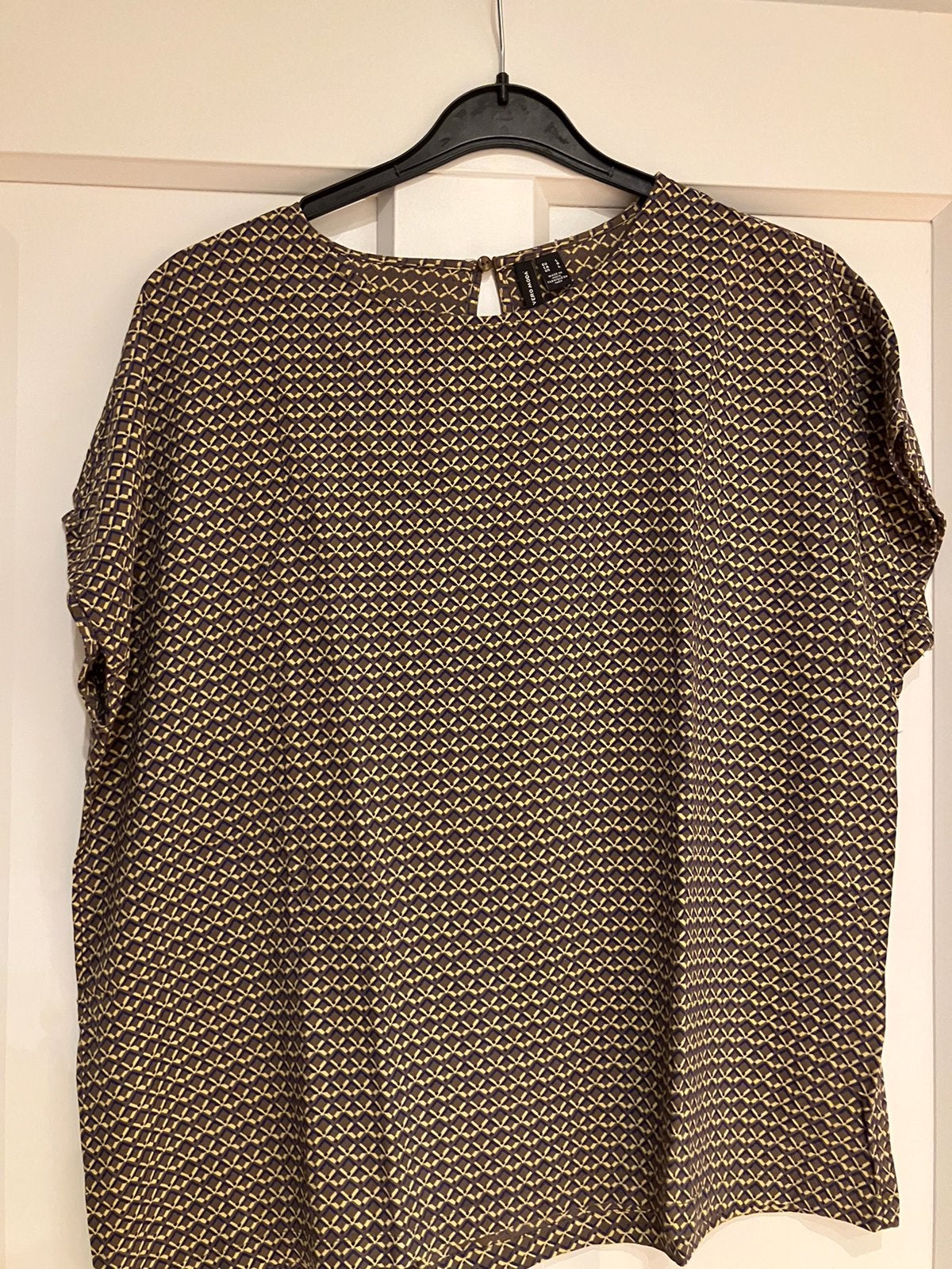 Nieuw/legergroen bewerkte blouse top/Vero moda/L, Kleding | Dames, Blouses en Tunieken, Ophalen of Verzenden, Nieuw, Maat 42/44 (L)