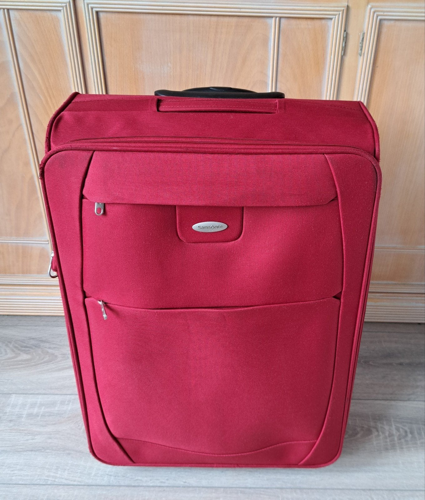 Samsonite reiskoffer kleur rood i.z.g.s., Sieraden, Tassen en Uiterlijk, Koffers, Ophalen, Overige materialen, Gebruikt, 50 tot 60 cm