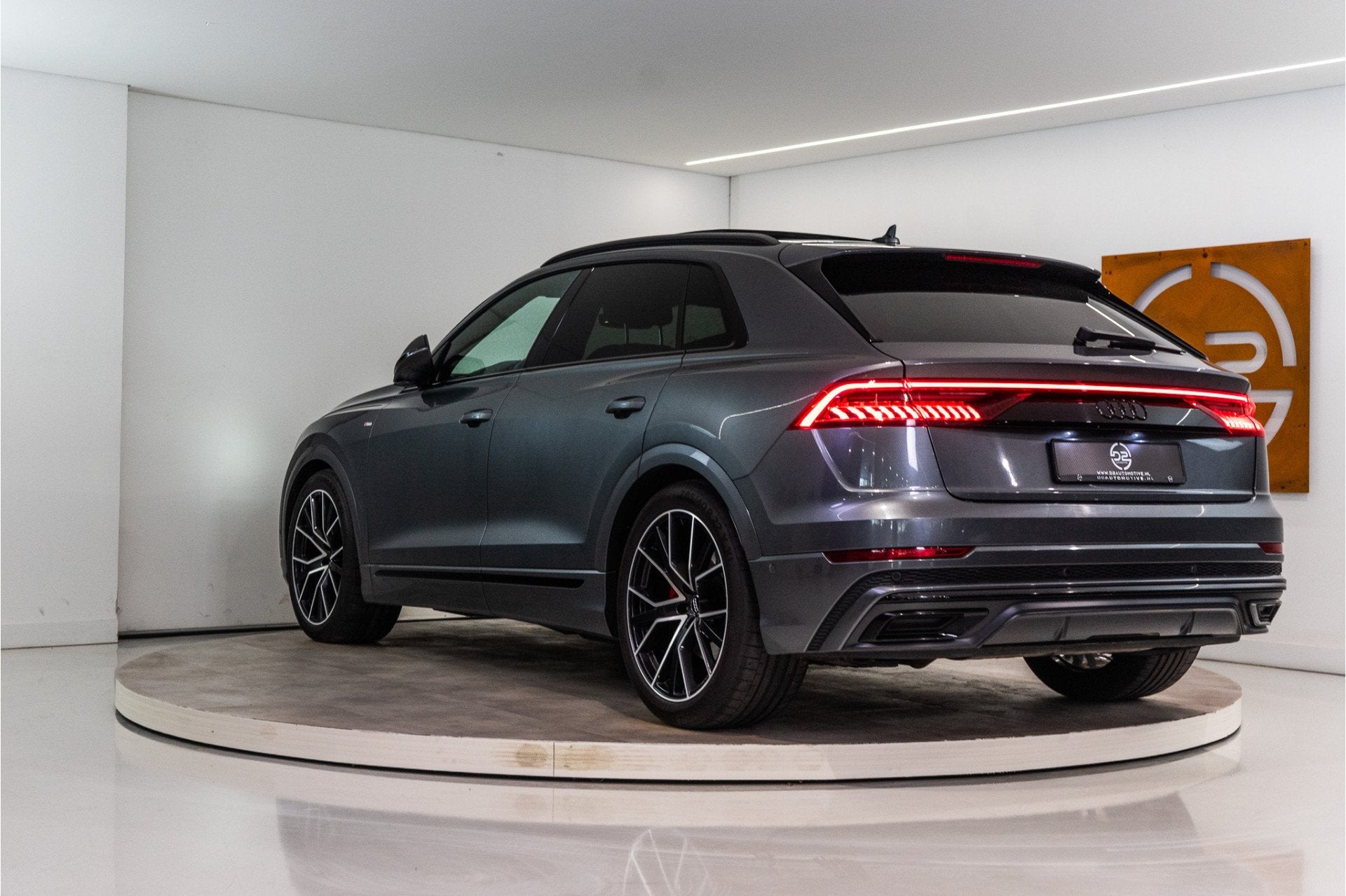 Audi Q8 50 TDI Quattro Pro Line S | Pano | Matrix | Trekhaak, Automaat, 12 maanden, Gebruikt, Q8