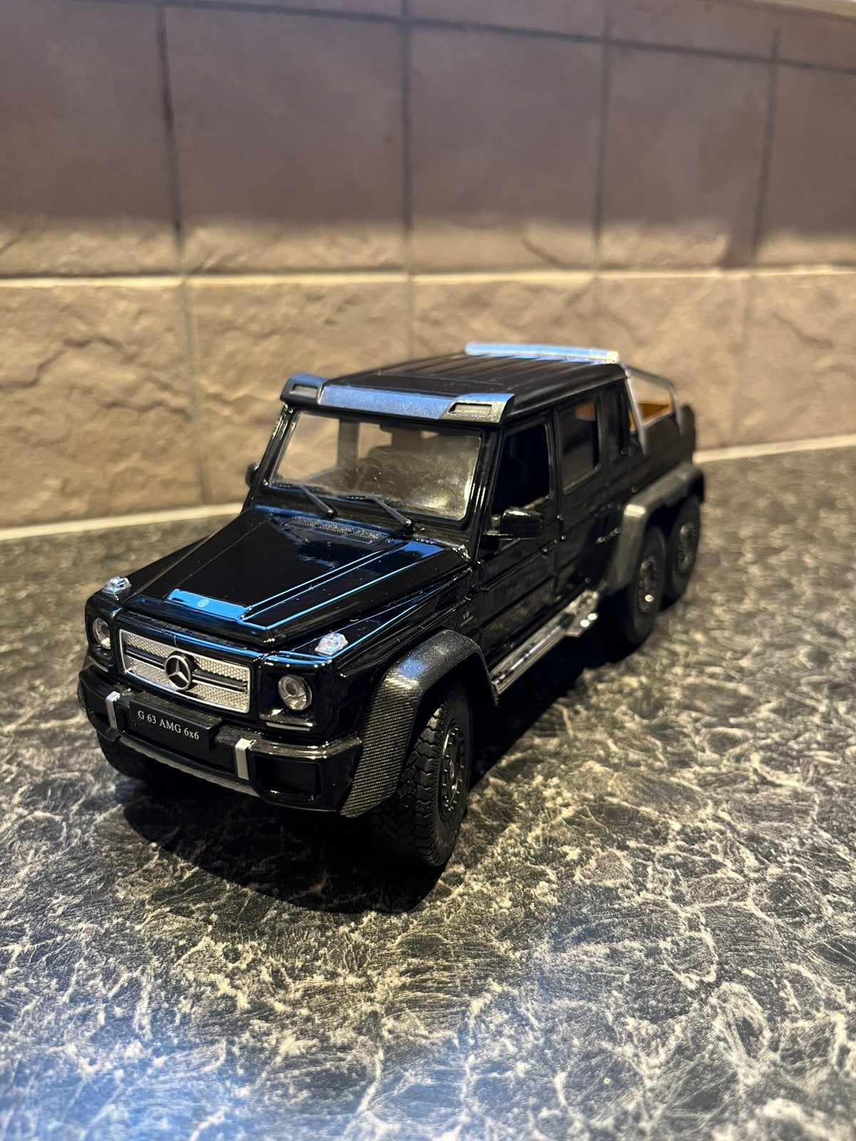 Mercedes Benz G63 6x6 Amg 1:24 Modelauto, Ophalen of Verzenden, Gebruikt, Auto, Welly