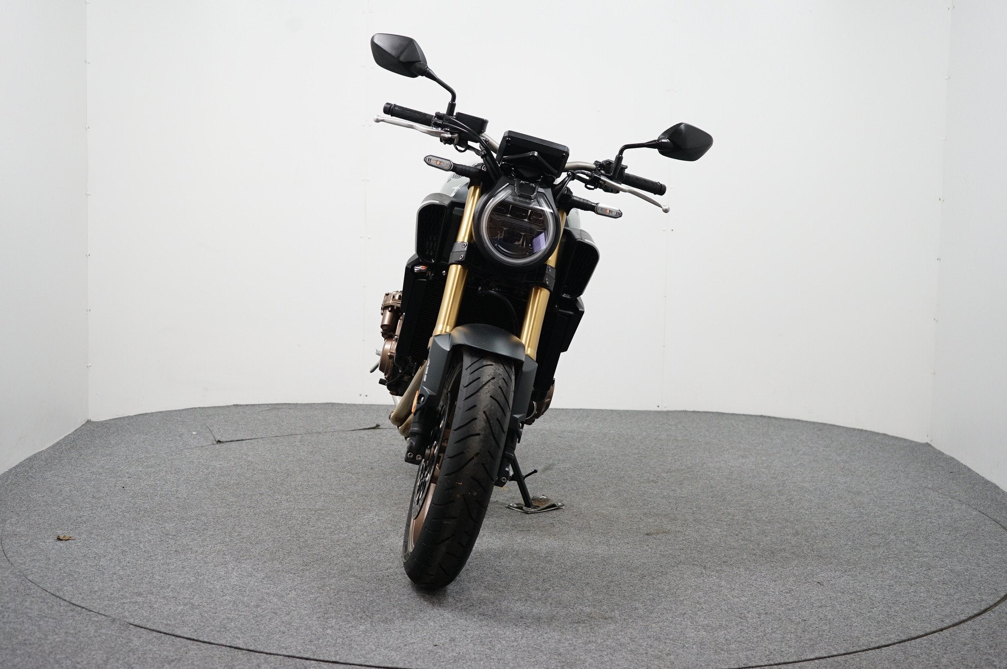 Honda CB 650 R ECT (bj 2025), Motoren, 649 cc, ABS, Meer dan 35 kW, Handgeschakeld