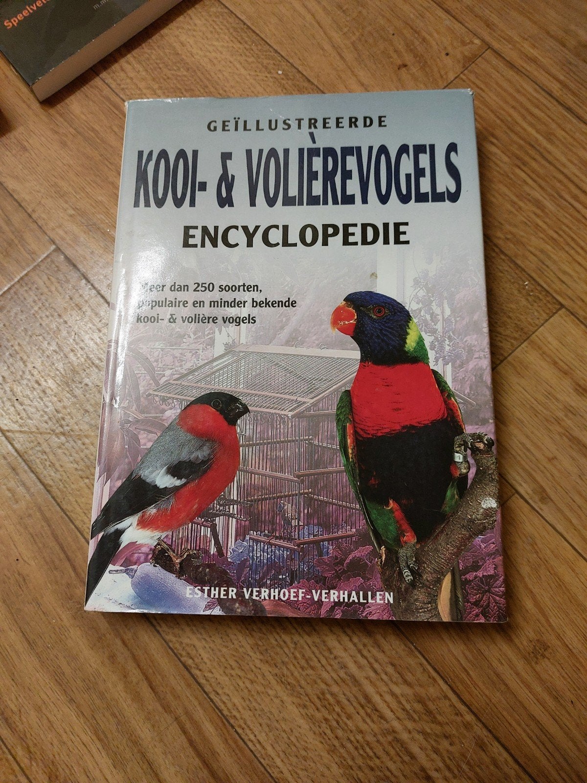 Kooi en volierevogels encyclopedie
I, Ophalen of Verzenden, Zo goed als nieuw