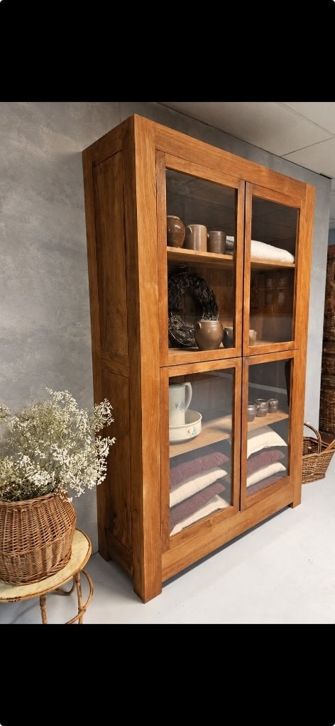 Teak houten kast, Huis en Inrichting, Ophalen, Met deur(en), 100 tot 150 cm, Modern strak
