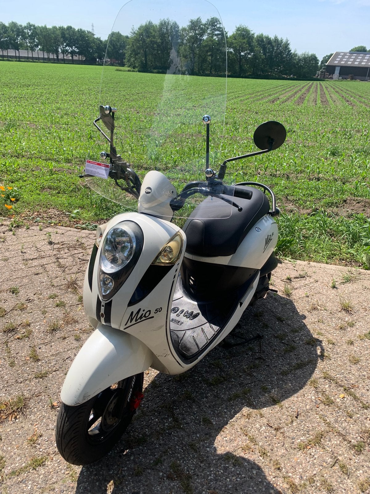 Sym mio 2016, Fietsen en Brommers, Scooters | SYM, Ophalen, Zo goed als nieuw, Benzine, Mio