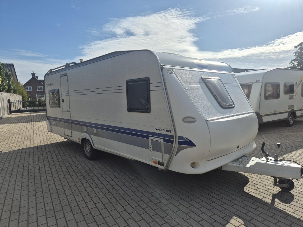 Hobby Excellent 560 UFE + Voortent, Rondzit, Hobby, Bedrijf, Schokbreker