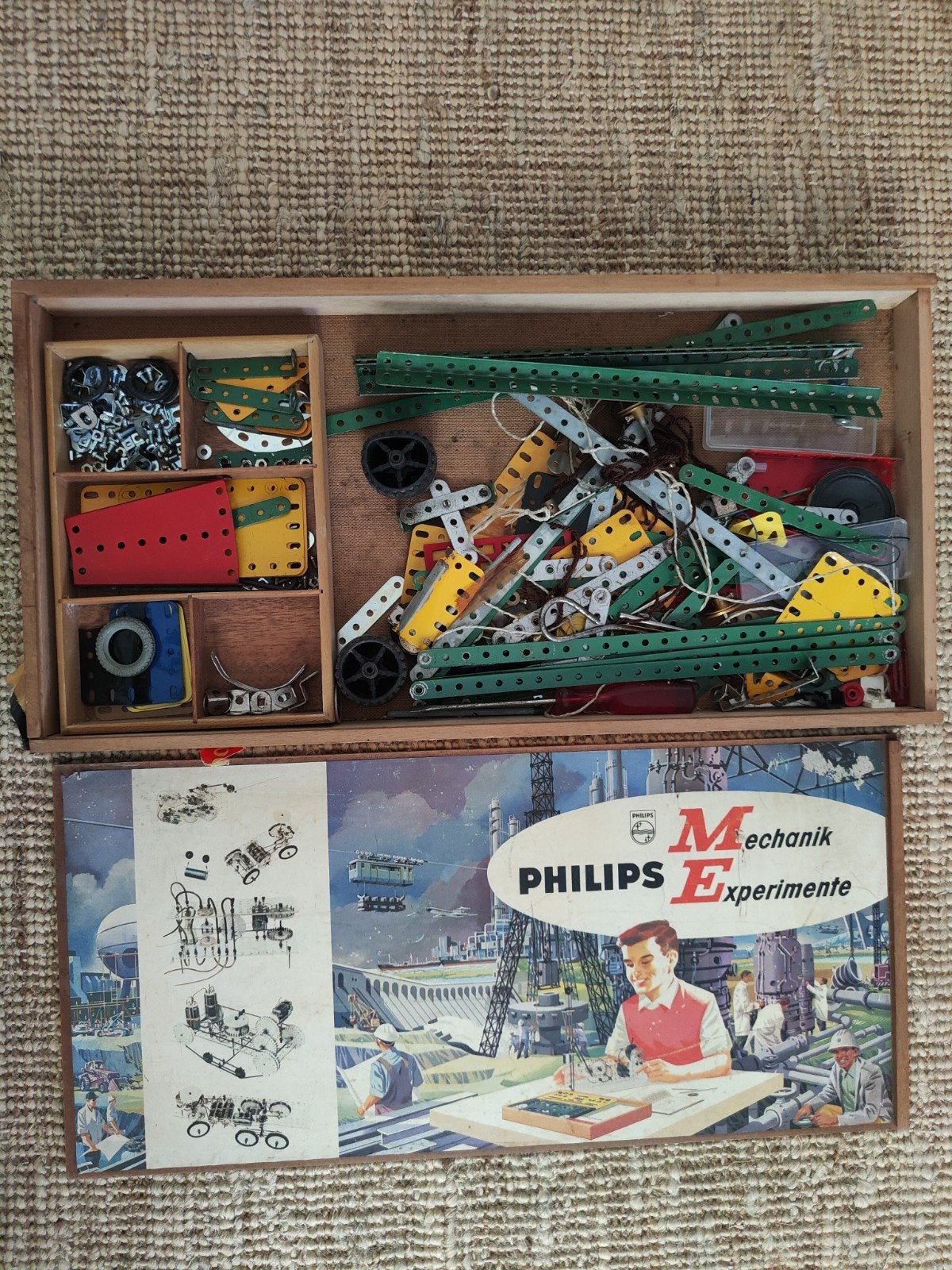 Vintage Philips Mechanik Experimente ME1200 + Meccano boekje, Hobby en Vrije tijd, Gezelschapsspellen | Kaartspellen, Ophalen of Verzenden