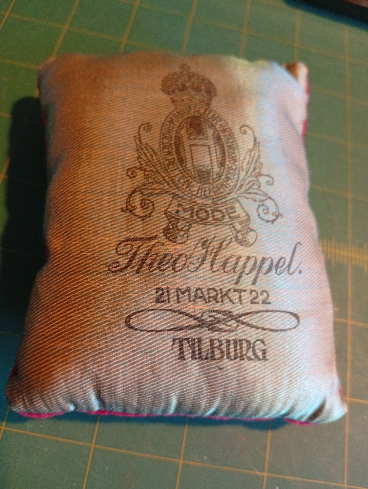 Oud Reclame Materiaal Tilburg - Hoeden en Petten, Ophalen of Verzenden, Gebruikt