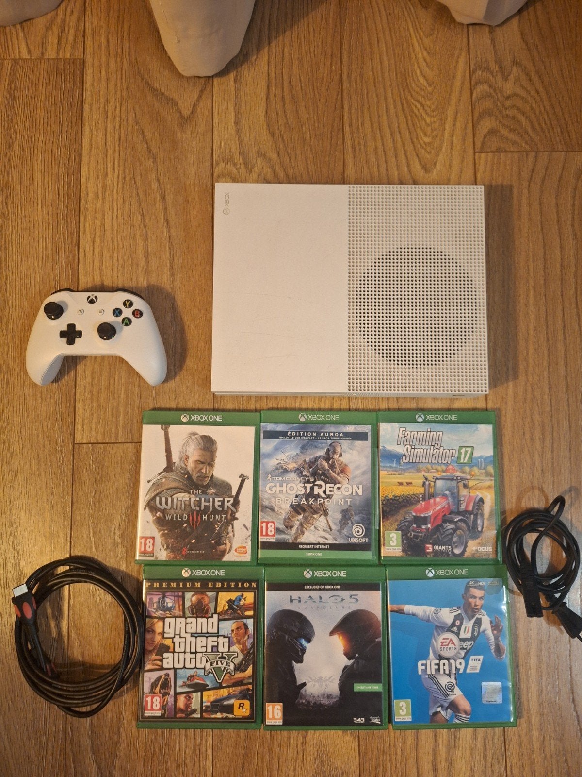 Xbox One S 500GB met controller en 6 games, One Microsoft Way, Redmond, WA 98052, USA, Microsoft, Xbox One S, Ophalen of Verzenden