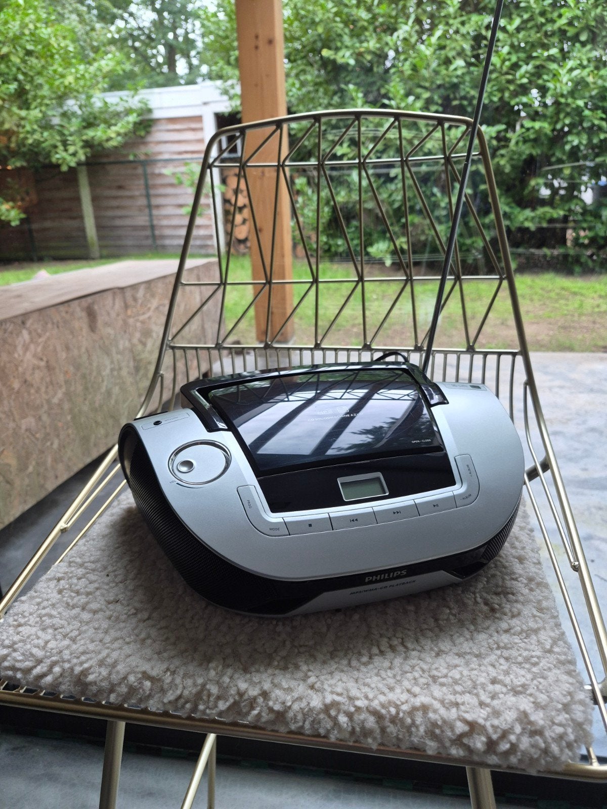 Philips draagbare CD speler en radio, Ophalen of Verzenden