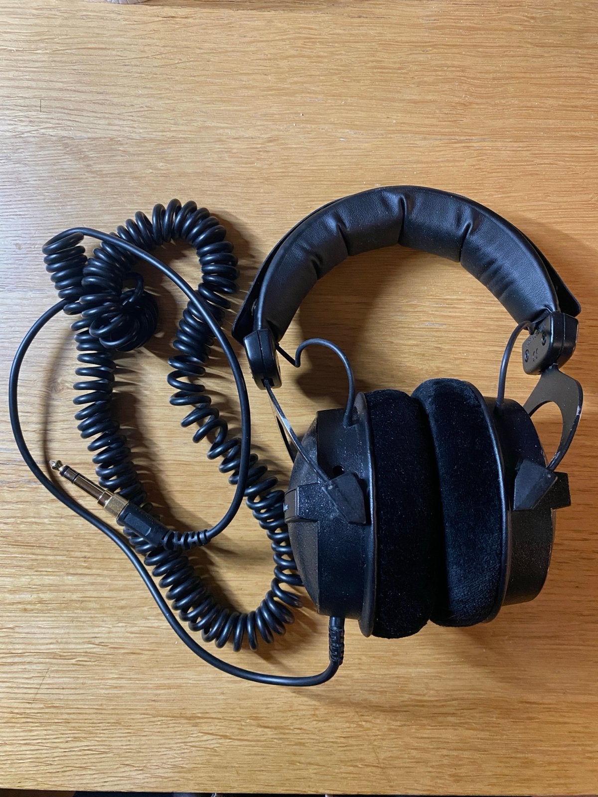 Beyerdynamic DT 770 PRO 250 Ohm with box, Audio, Tv en Foto, Beyerdynamic, Gebruikt, Ophalen of Verzenden, Handleiding