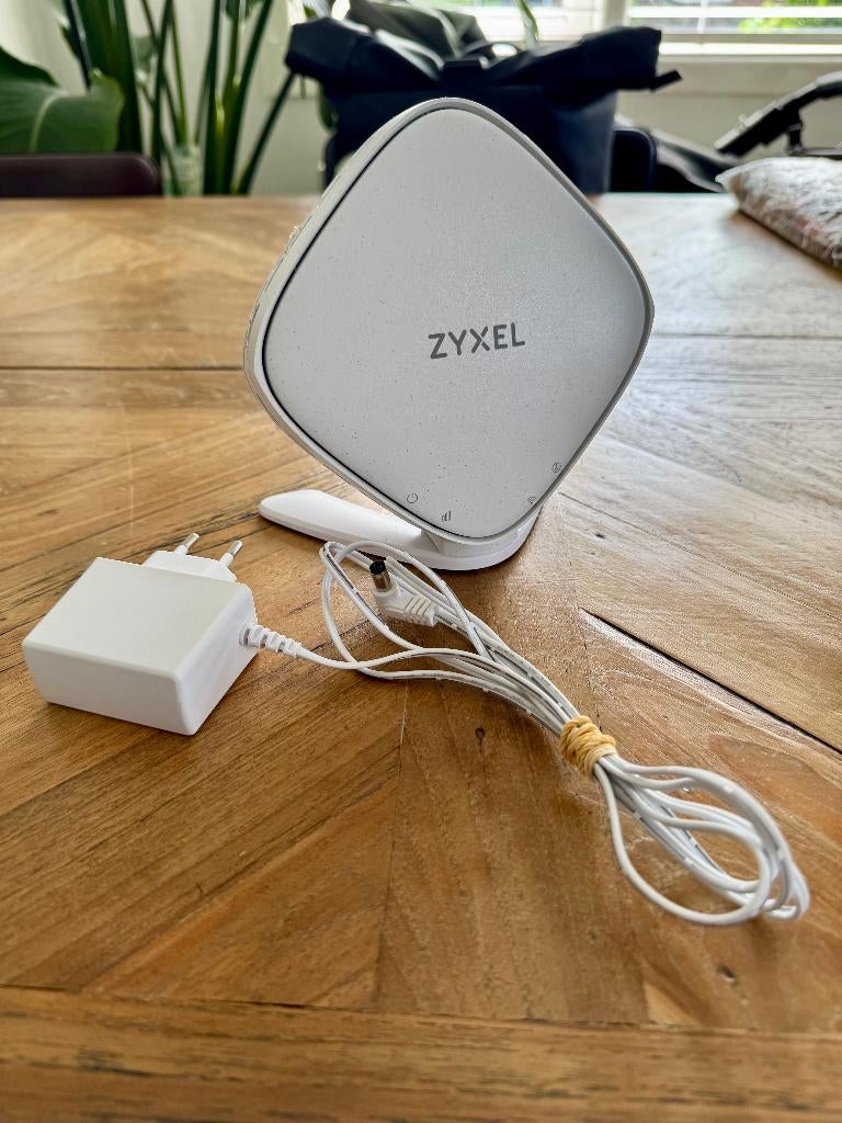 1x Zyxel Wx5600-TO 2.5G wifi versterker, Computers en Software, WiFi-versterkers, Ophalen of Verzenden, Zo goed als nieuw, Zyxel