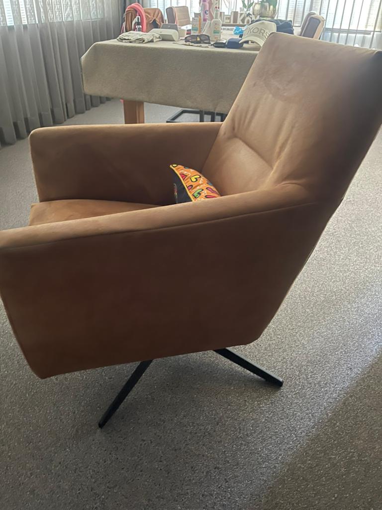 Mooie strakke draai-fauteuils (2 stuks), Huis en Inrichting, Fauteuils, Ophalen, Zo goed als nieuw, 75 tot 100 cm, 50 tot 75 cm