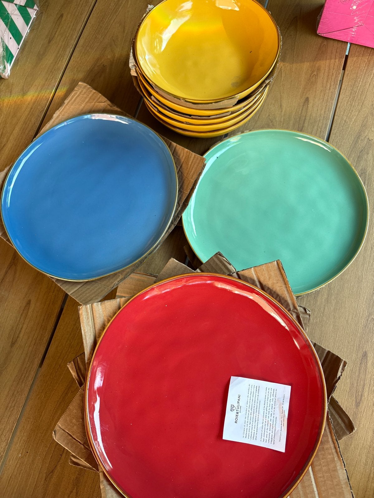 Nieuw servies van Rosé & Tulipani - 14 borden en diepen, Ophalen, Overige merken, Keramiek, Nieuw